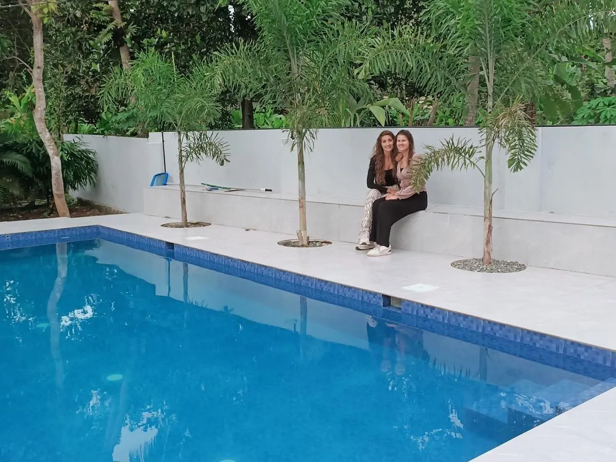 Amanzara Bed & Breakfast Varkala